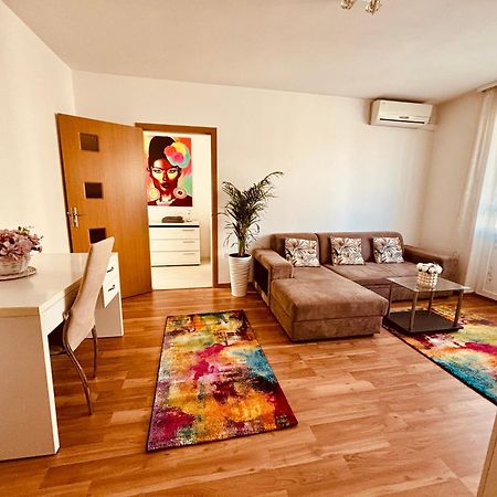 Sweet Apartament Baia Mare Esterno foto