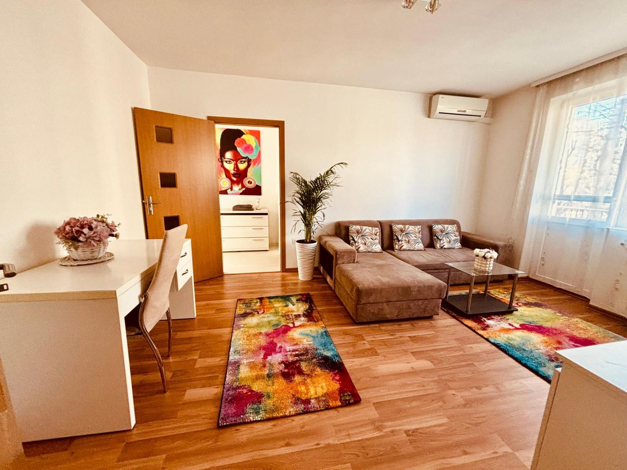 Sweet Apartament Baia Mare Esterno foto